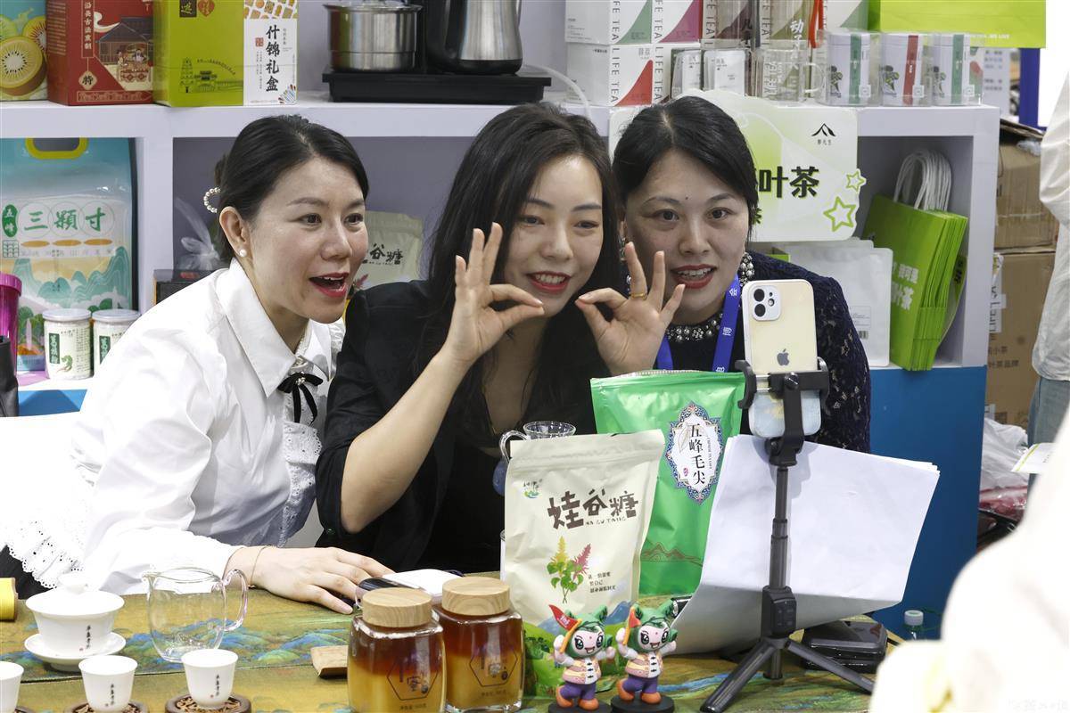 奥门误乐域
